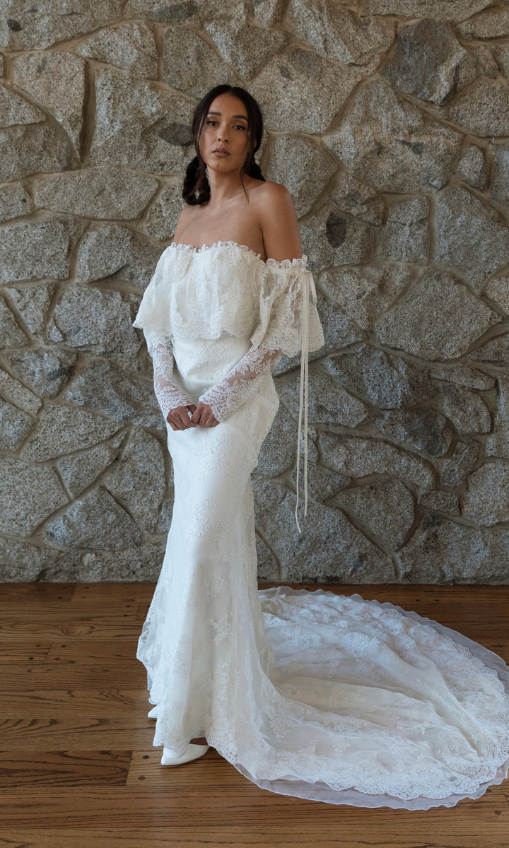 vintage lace wedding dress off the shoulder Vintage Lace Princess Wedding Dresses Off the Shoulder Wedding Gowns V   Viniodress